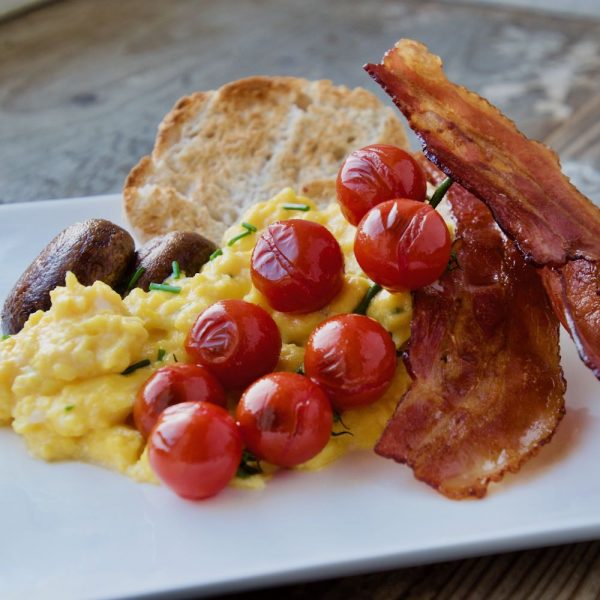 Bacon & eggs / Veggie & eggs